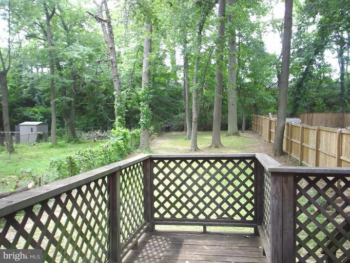 1624 Yakona Road Towson, MD 21286 - Photo 4 of 19 Deck - View from
