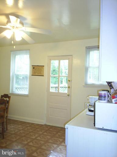 1624 Yakona Road Towson, MD 21286 - Photo 7 of 19 Kitchen