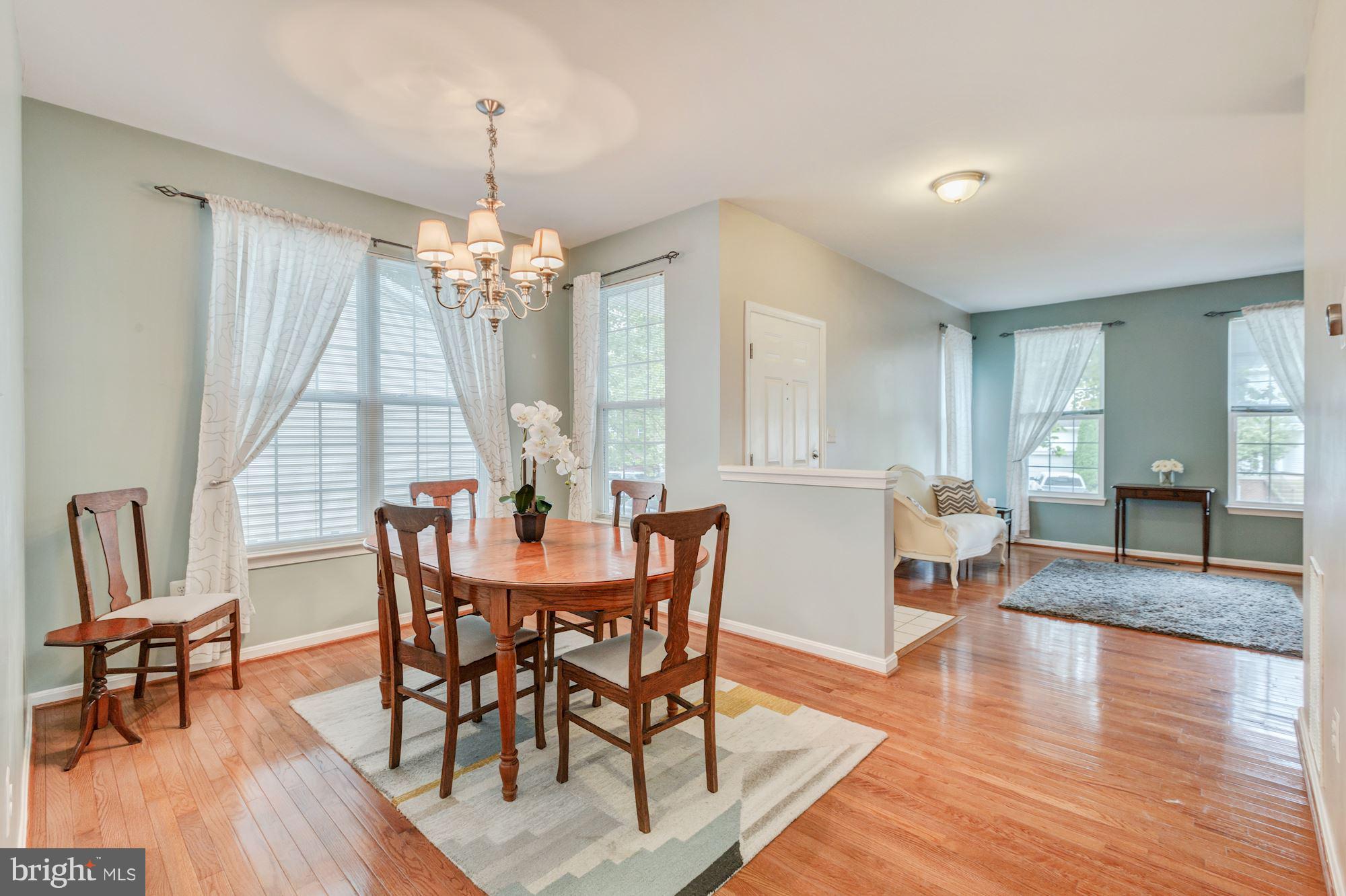 8769 Partridge Run Way Bristow, VA 20136 - Photo 3 of 29 Separate dining area