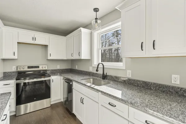 $549,000 | 5 Blaine Road, Unit 109, Saco, ME 04072