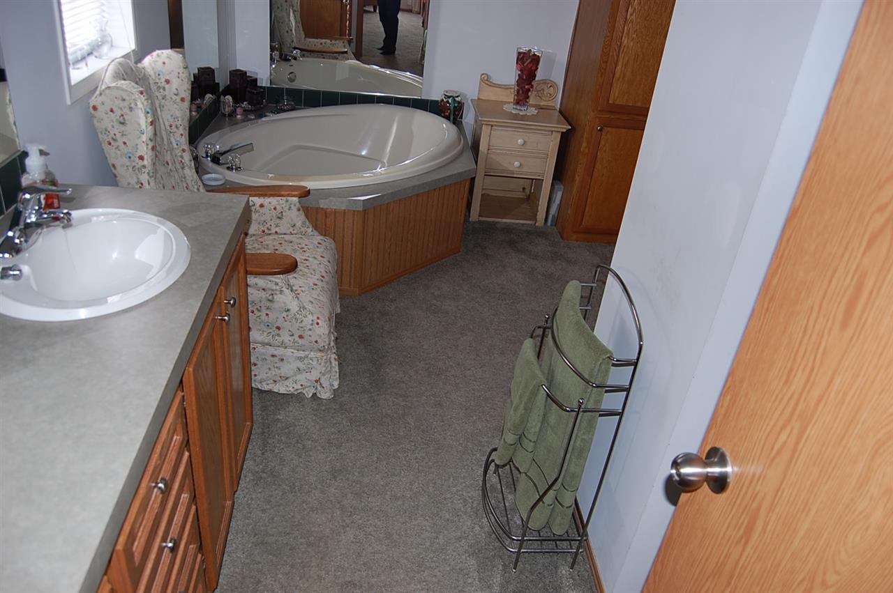 5464 Vance Road Grawn, MI 49637 - Photo 16 of 21 1844567-15.JPG