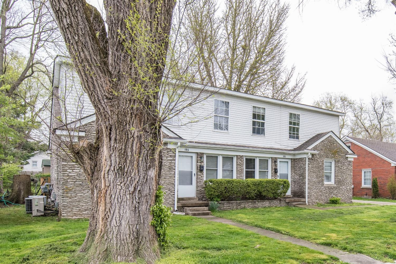 193 Sioux Road Lexington, KY 40503 - Photo 2 of 21 Photo 2