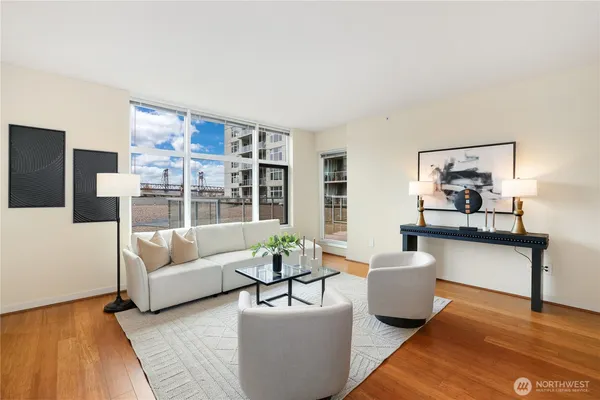 $650,000 | 1515 Dock Street, Unit 204, Tacoma, WA 98402