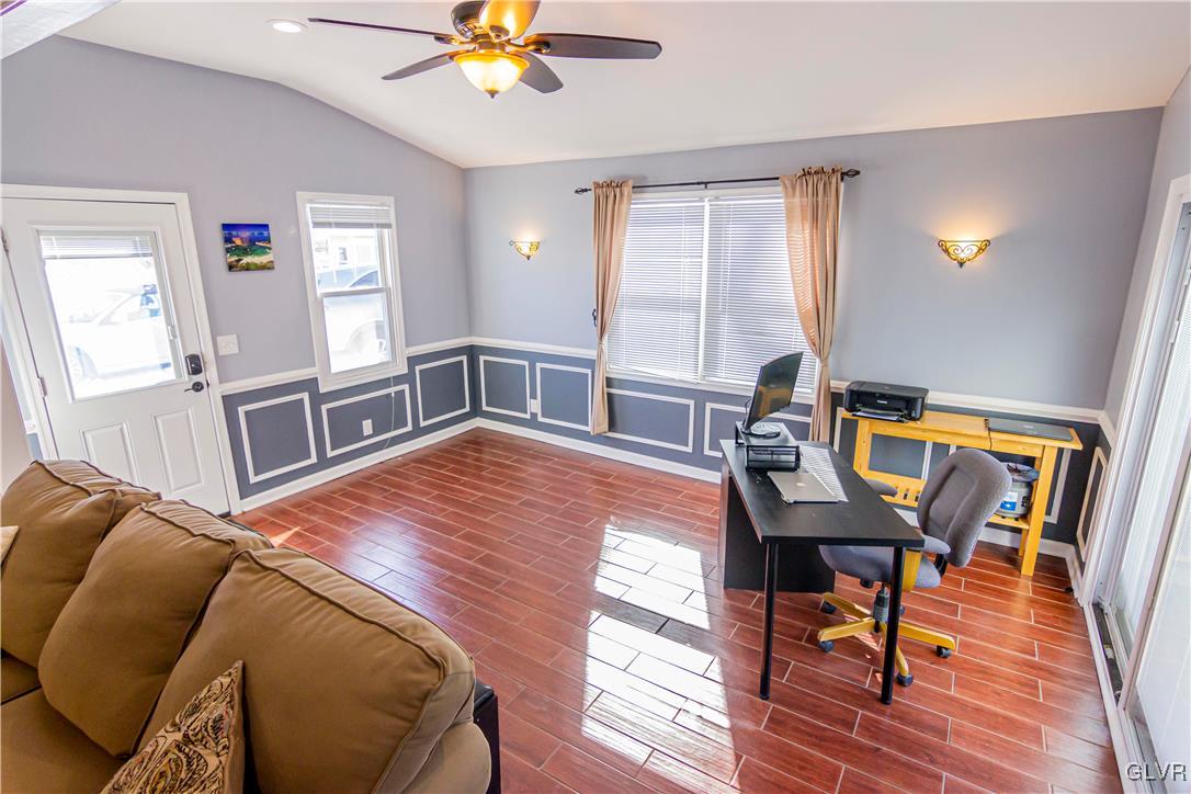 2031 Hilltop Road Bethlehem, PA 18015 - Photo 10 of 25 Gallery Image 10
