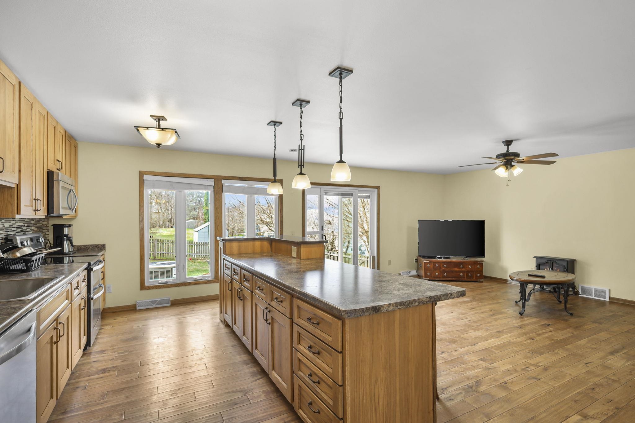 5 Yorktown Circle Madison, WI 53711 - Photo 8 of 38