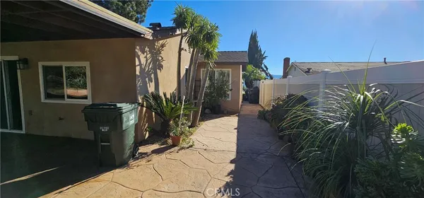 $3,100 | 3166 Atlantic Avenue, Highland, CA 92346