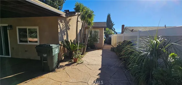 $3,100 | 3166 Atlantic Avenue, Highland, CA 92346