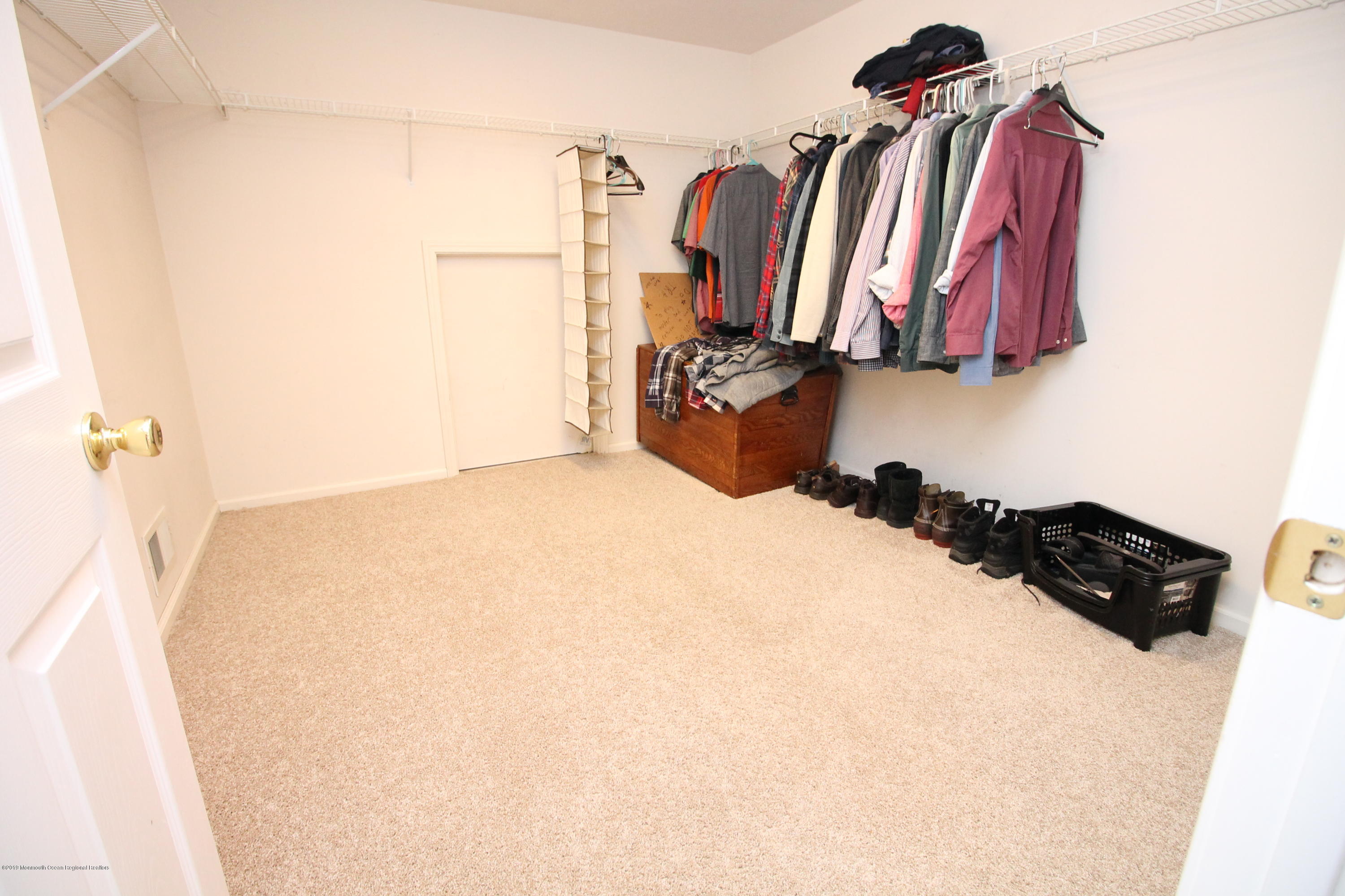 15 Leiden Road Freehold, NJ 07728 - Photo 35 of 78 IMG_9271