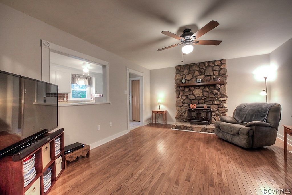 4331 Three Bridge Road Powhatan, VA 23139 - Photo 7 of 29 Gallery Image 7