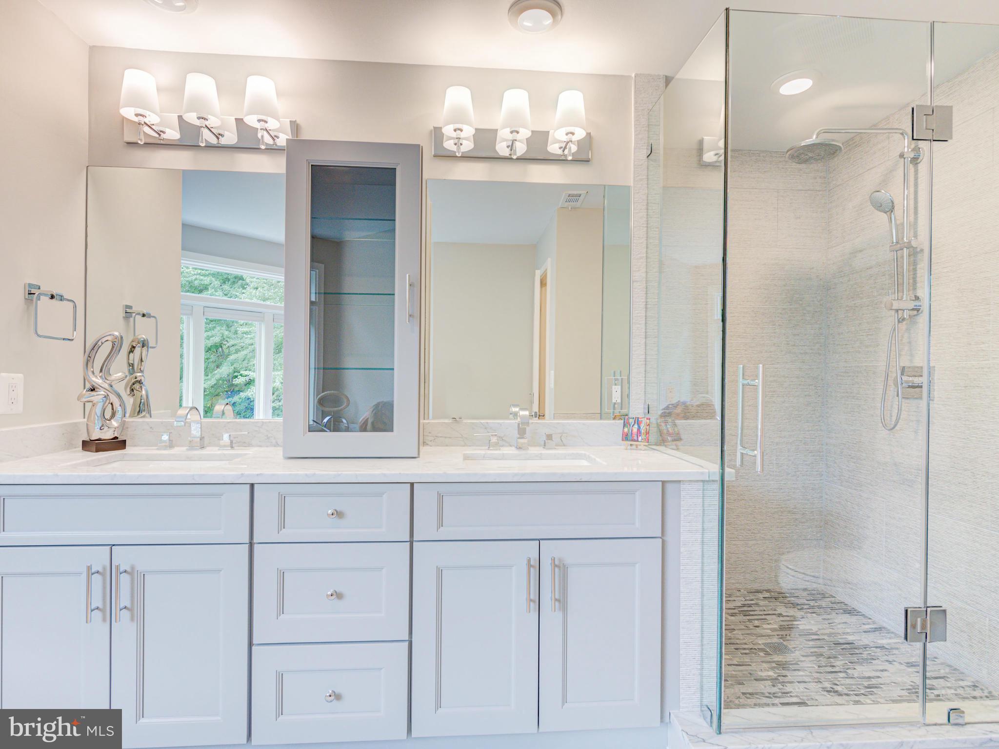 1422 Belcastle Court Reston, VA 20194 - Photo 49 of 85 Dual vanities