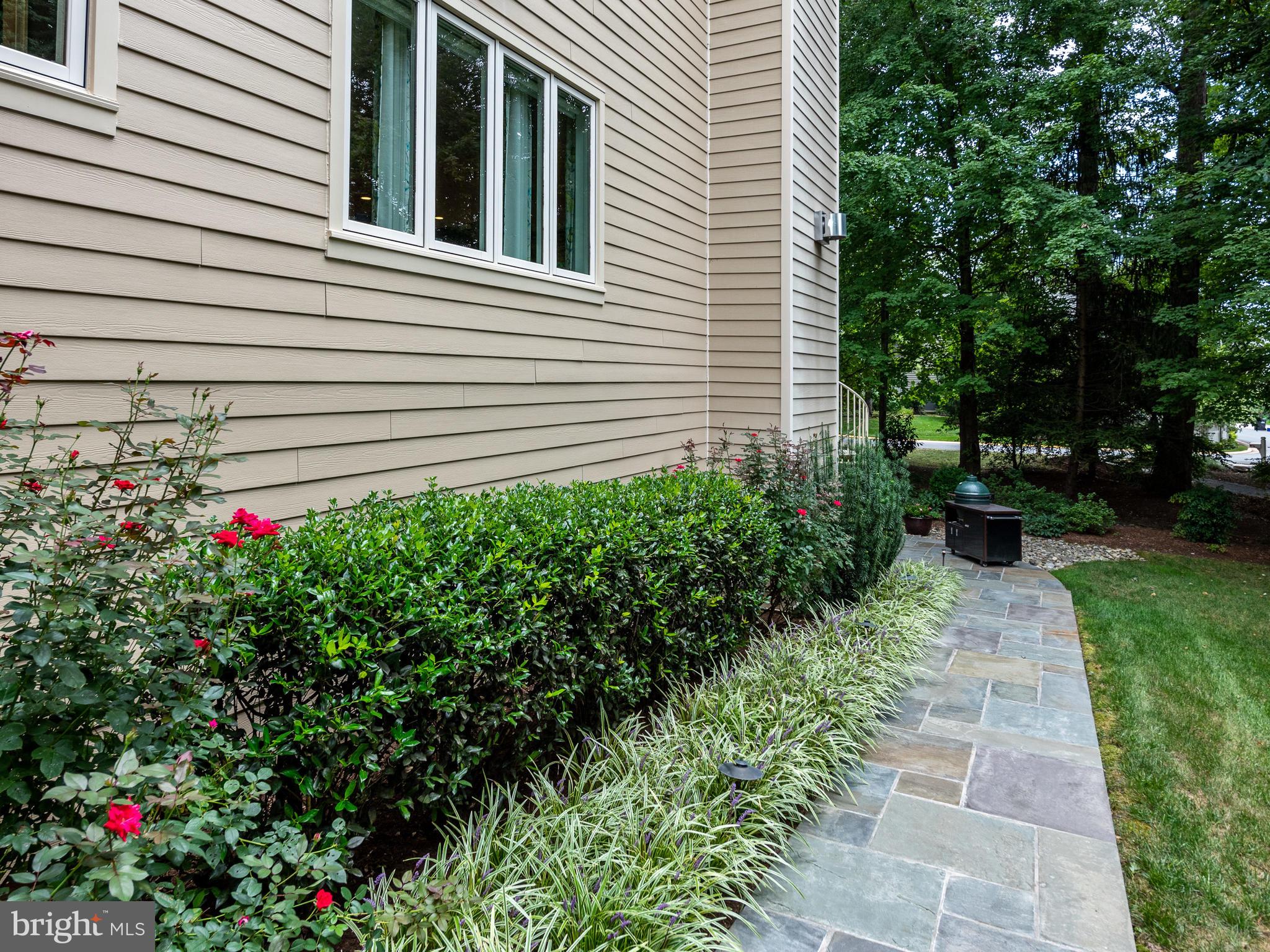 1422 Belcastle Court Reston, VA 20194 - Photo 76 of 85 Slate walkway