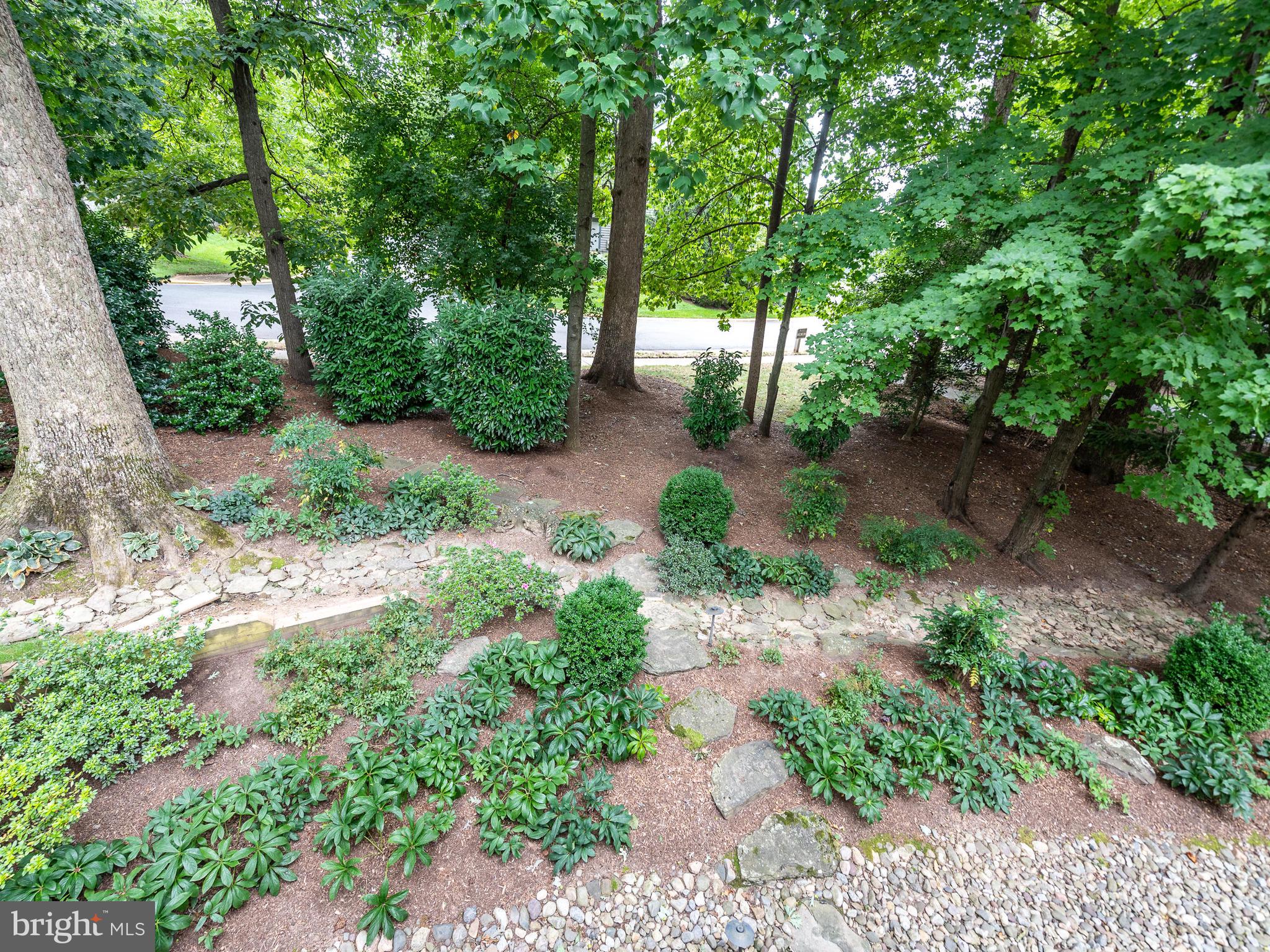 1422 Belcastle Court Reston, VA 20194 - Photo 79 of 85 River bed