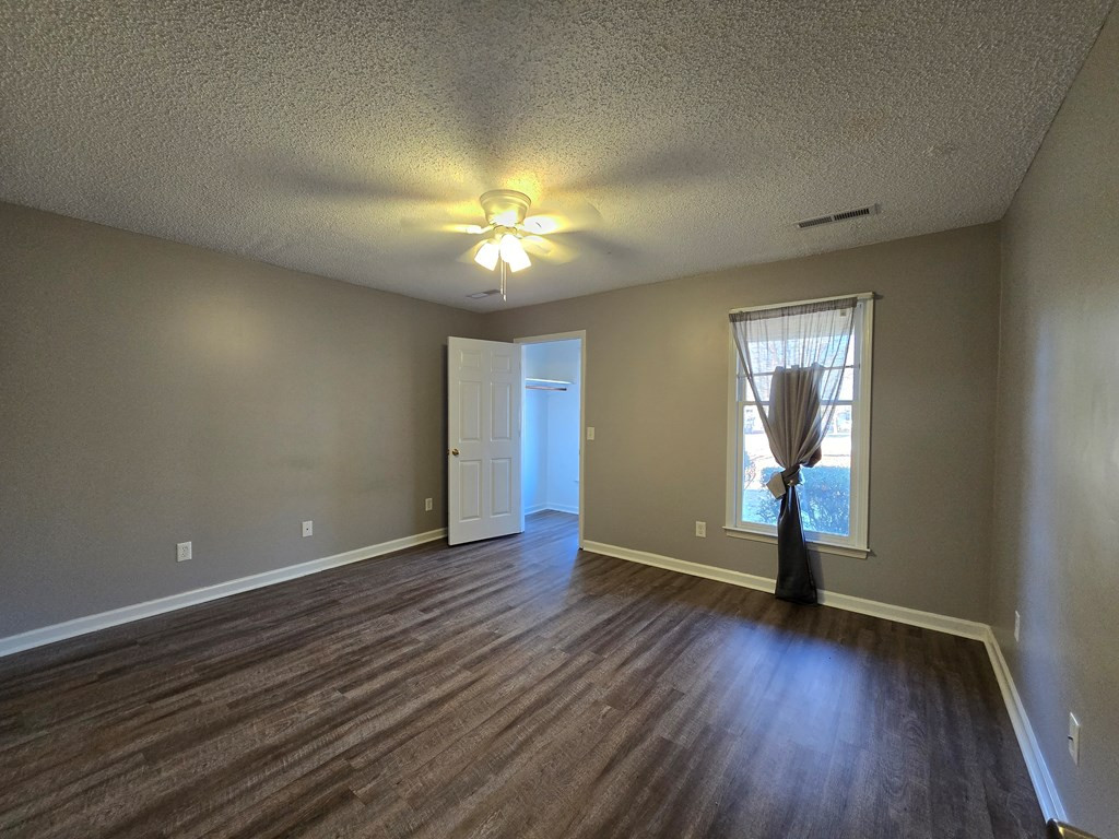 2230 Tudor Street Sumter, SC 29150 - Photo 9 of 14
