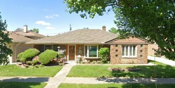 $375,000 | 2334 South 10th Avenue, North Riverside, IL 60546