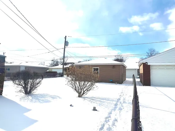 $375,000 | 2334 South 10th Avenue, North Riverside, IL 60546