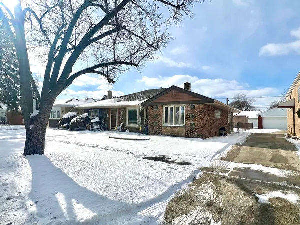 $375,000 | 2334 South 10th Avenue, North Riverside, IL 60546