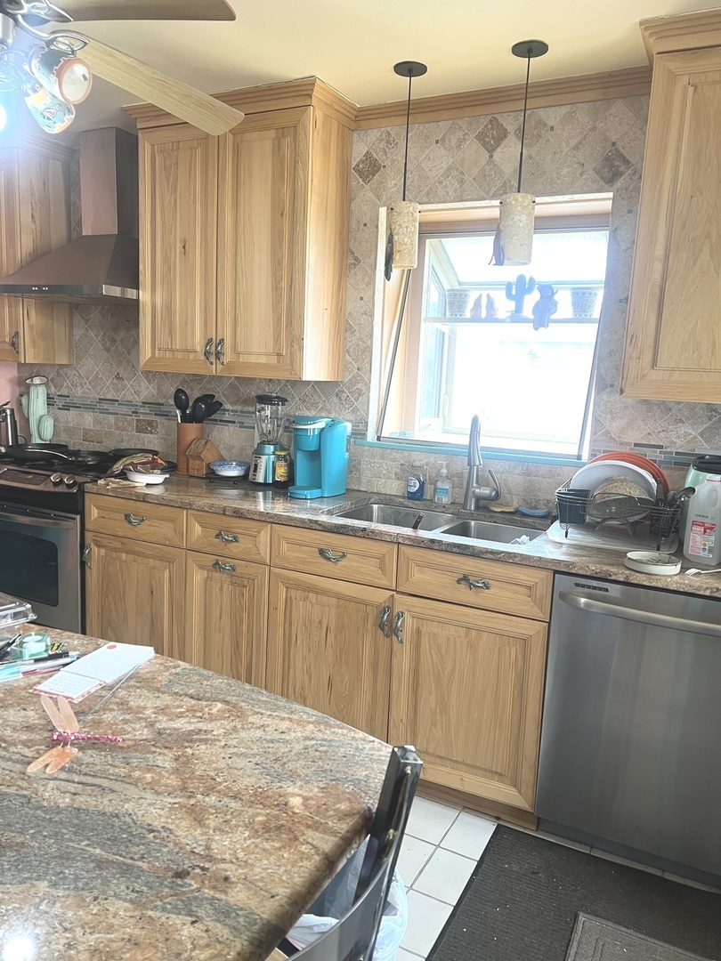 2334 South 10th Avenue North Riverside, IL 60546 - Photo 10 of 15