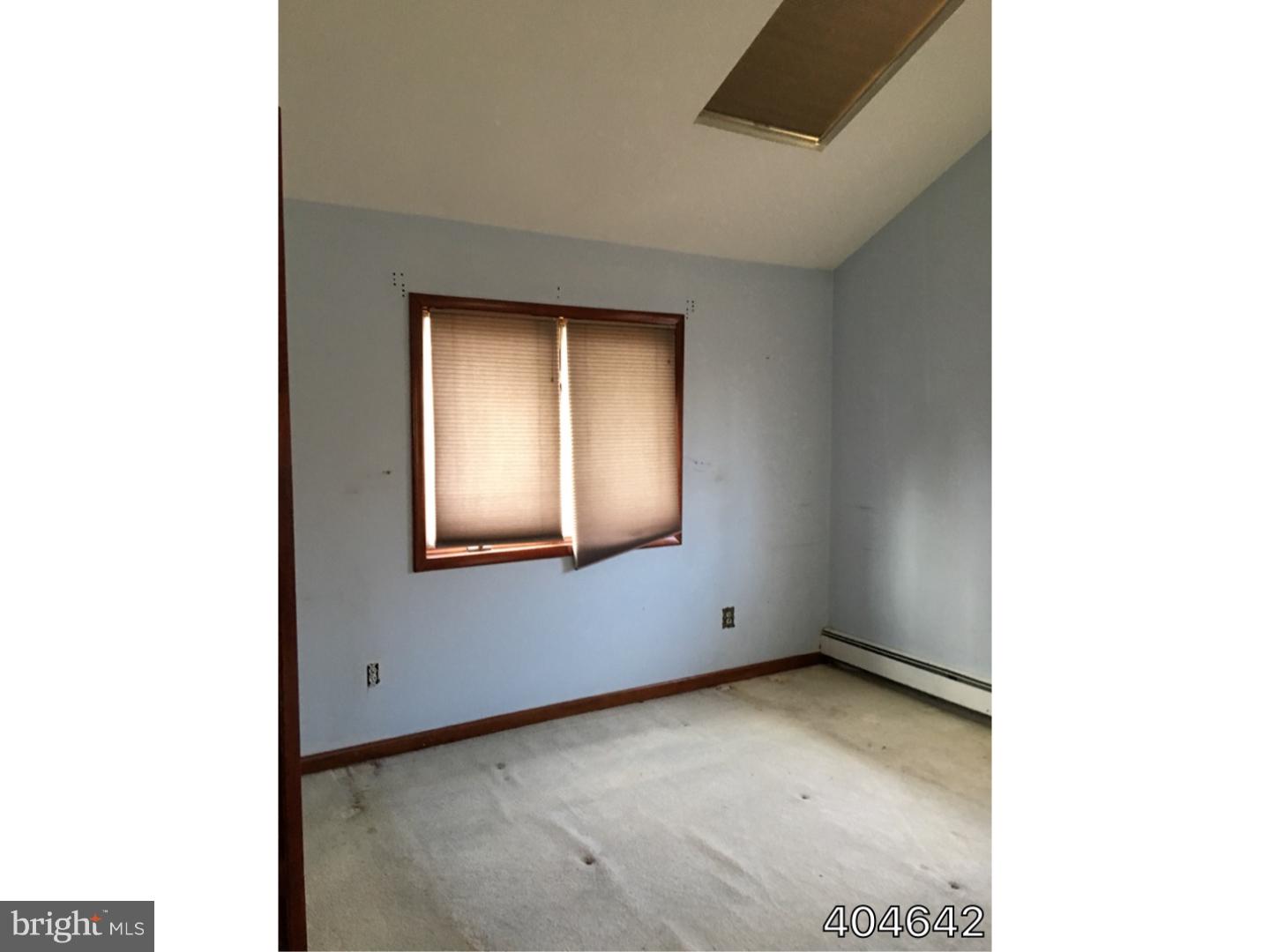 18 Highbridge Road Bordentown, NJ 08505 - Photo 3 of 4 Master Bedroom