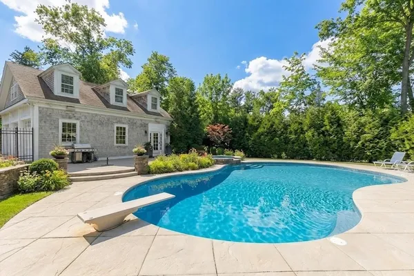 $5,850,000 | 187 Main Street, Hingham, MA 02043