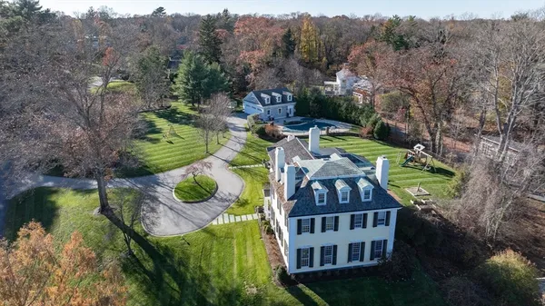 $5,850,000 | 187 Main Street, Hingham, MA 02043