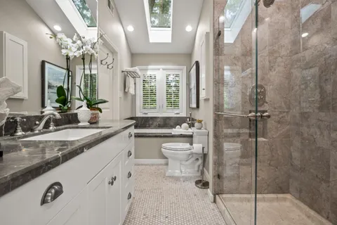 $3,250,000 | 25 Woodhue Court, Redwood City, CA 94062