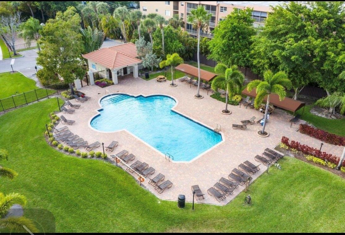23347 Treeline Drive Boca Raton, FL 33428 - Photo 27 of 33 Photo 27