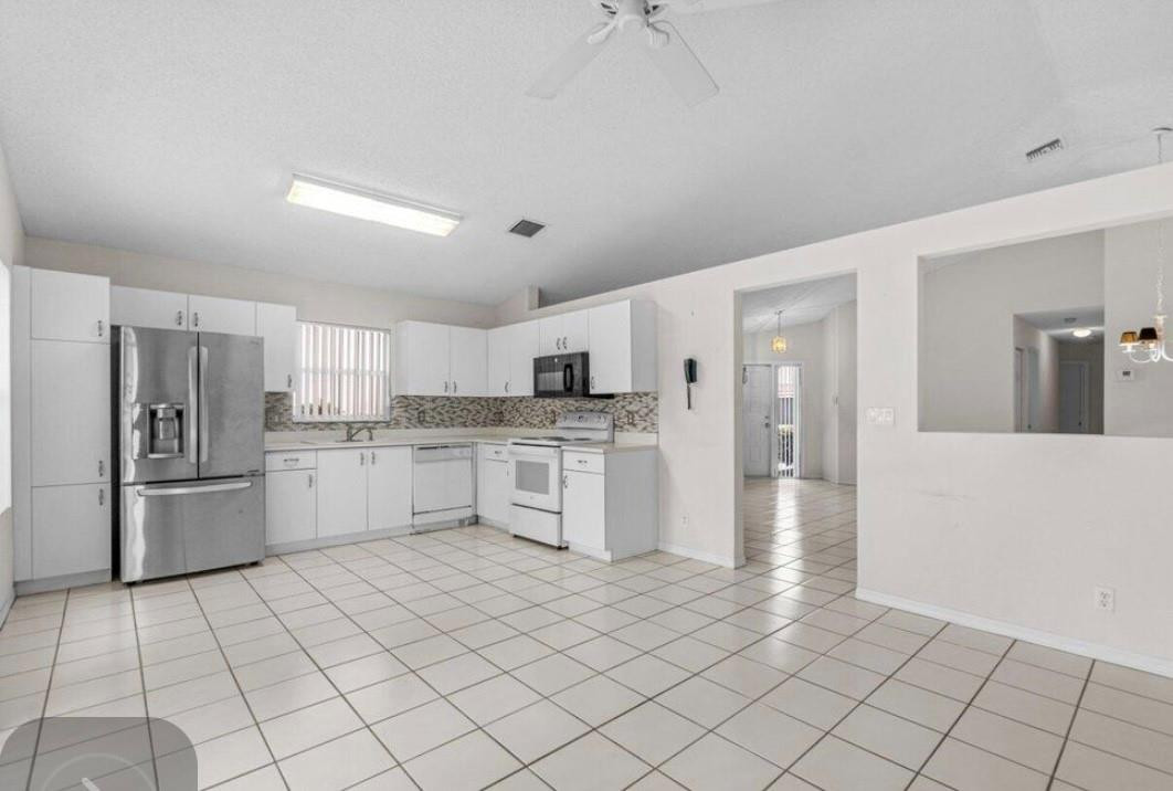 23347 Treeline Drive Boca Raton, FL 33428 - Photo 9 of 33 Photo 9