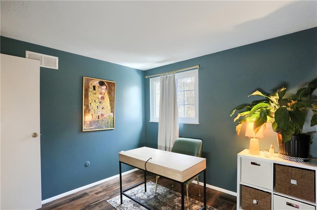 582 Broadhead Avenue Pittsburgh, PA 15205 - Photo 21 of 24 a workspace with furniture and window