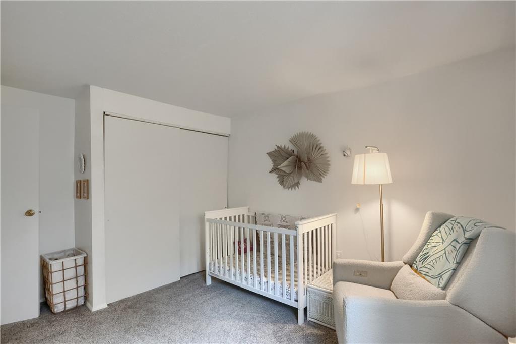 582 Broadhead Avenue Pittsburgh, PA 15205 - Photo 23 of 24 a living room with furniture