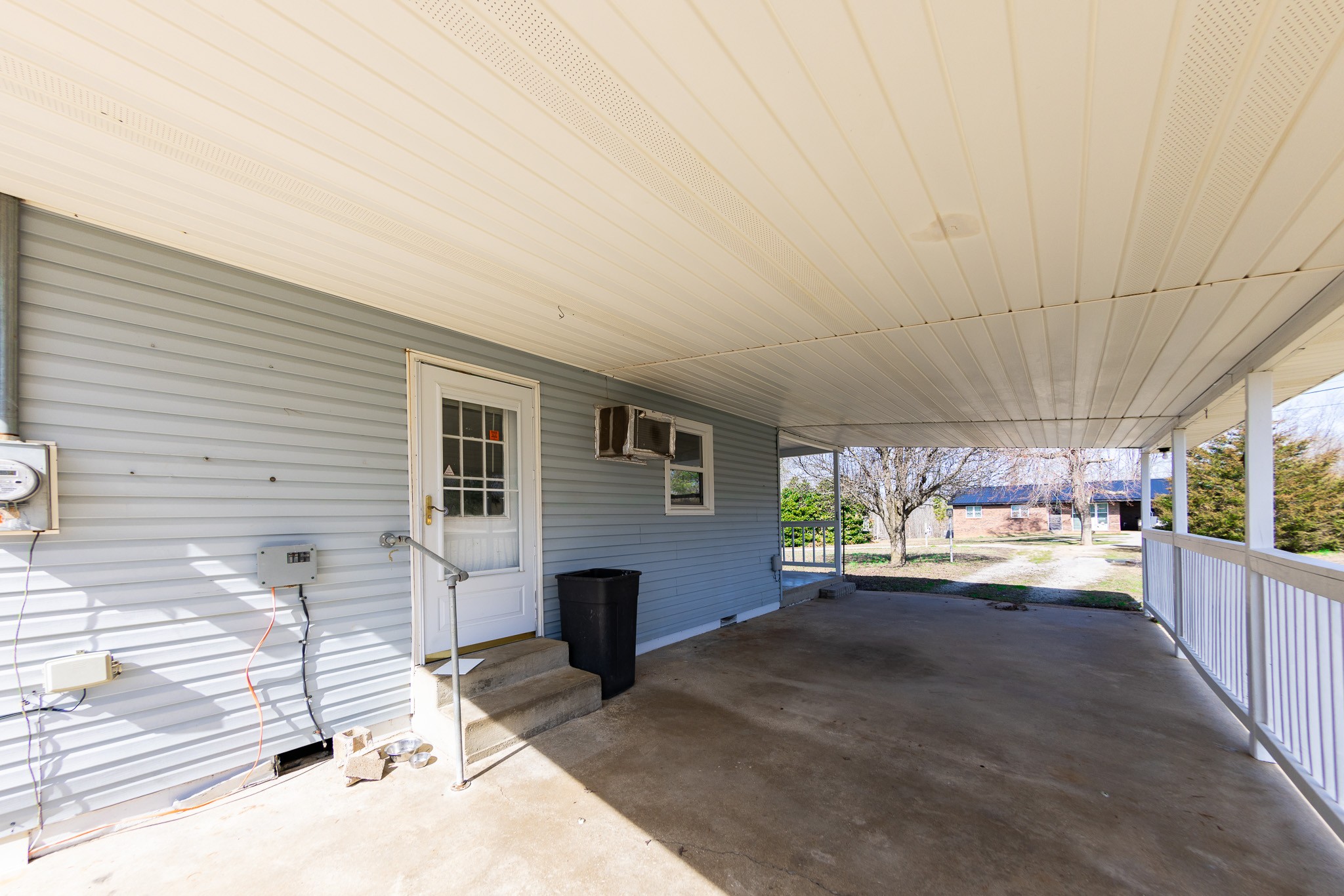 674 Switzerland Road Hohenwald, TN 38462 - Photo 30 of 38 a view of living room filled with furniture