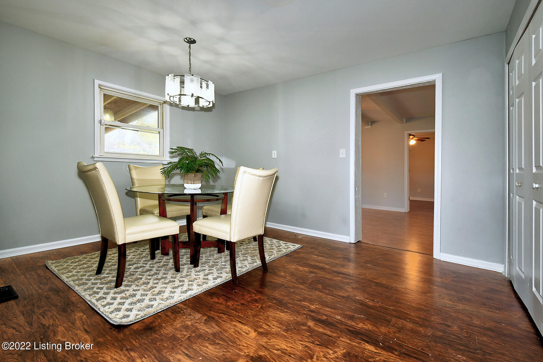 9611 Maple Road Louisville, KY 40229 - Photo 5 of 20 Maple rd 0007