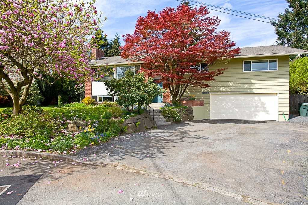 8523 214th Place Southwest Edmonds, WA 98026 - Photo 1 of 25 Gallery Image 1