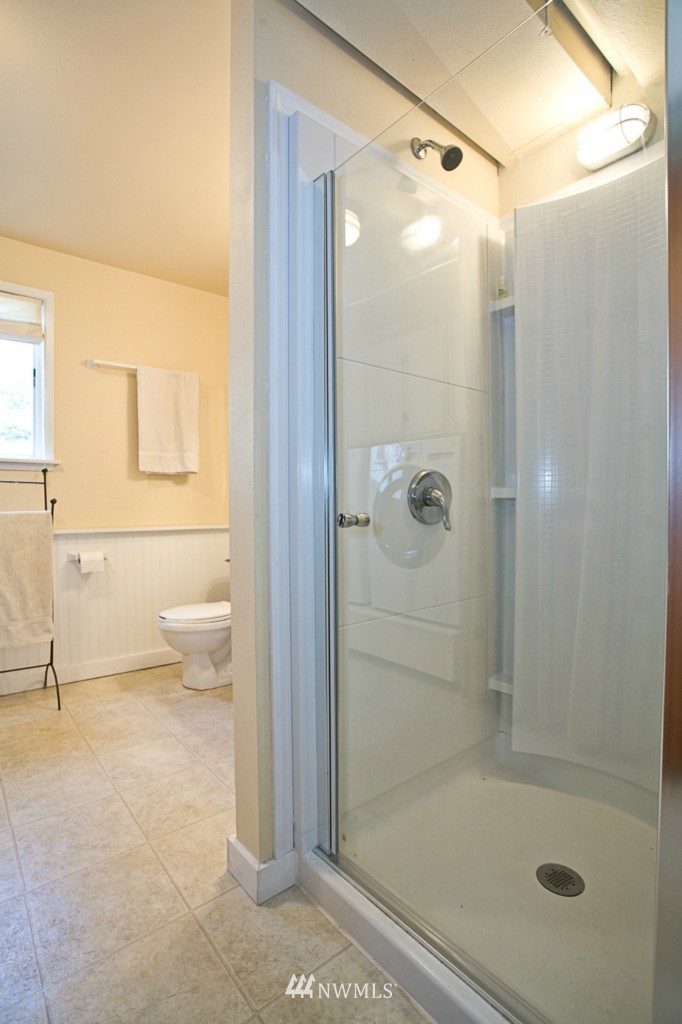 8523 214th Place Southwest Edmonds, WA 98026 - Photo 11 of 25 Gallery Image 11