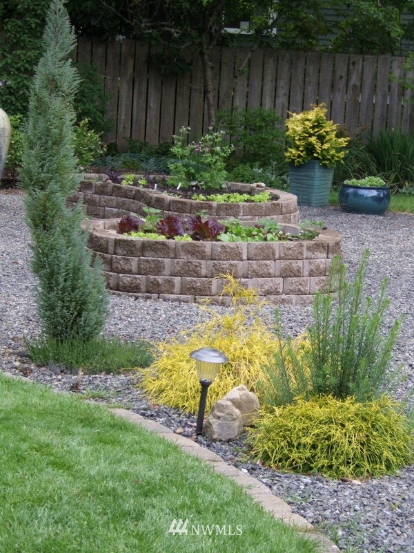 8523 214th Place Southwest Edmonds, WA 98026 - Photo 21 of 25 Gallery Image 21