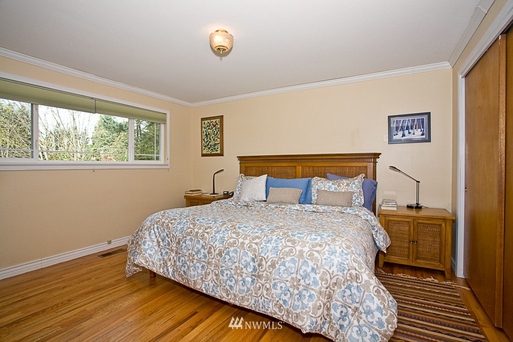 8523 214th Place Southwest Edmonds, WA 98026 - Photo 5 of 25 Gallery Image 5