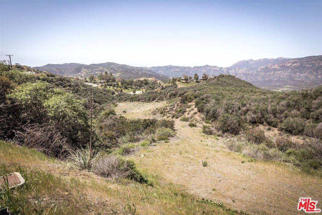 1747 Decker Road Malibu, CA 90265 - Photo 6 of 6