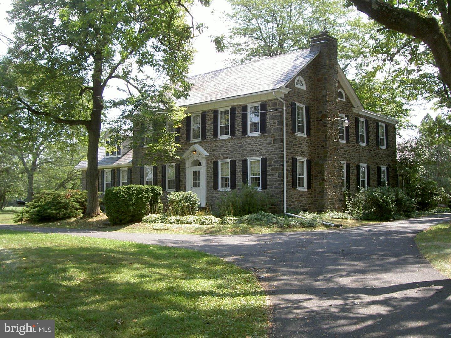 520 Tollgate Road Quakertown, PA 18951 - Photo 1 of 24 Gallery Image 1