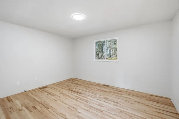$455,000 | 5618 West Pacific Park Drive, Spokane, WA 99208
