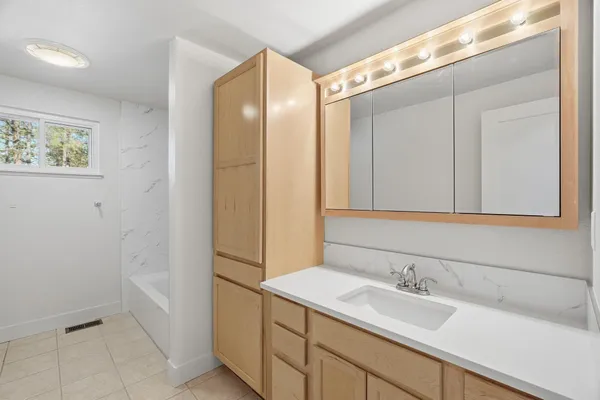 $455,000 | 5618 West Pacific Park Drive, Spokane, WA 99208