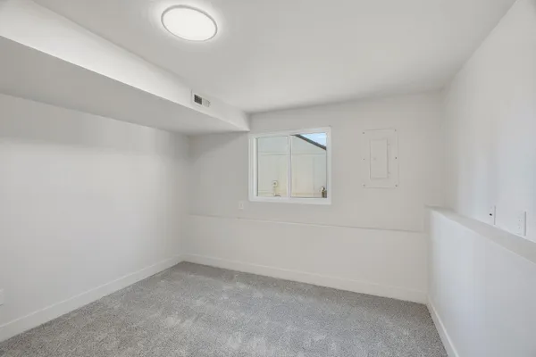 $455,000 | 5618 West Pacific Park Drive, Spokane, WA 99208