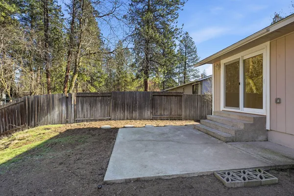$455,000 | 5618 West Pacific Park Drive, Spokane, WA 99208
