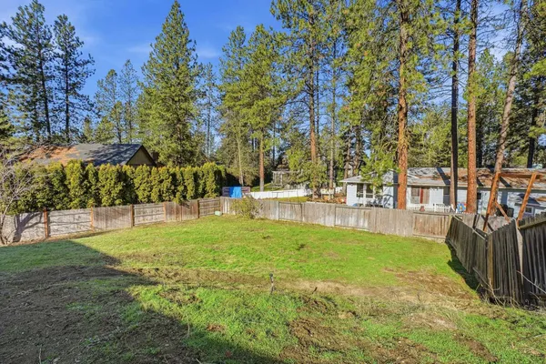 $455,000 | 5618 West Pacific Park Drive, Spokane, WA 99208