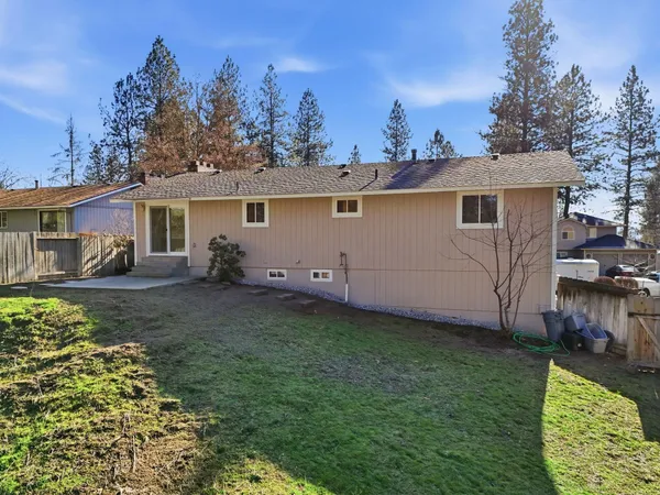 $455,000 | 5618 West Pacific Park Drive, Spokane, WA 99208