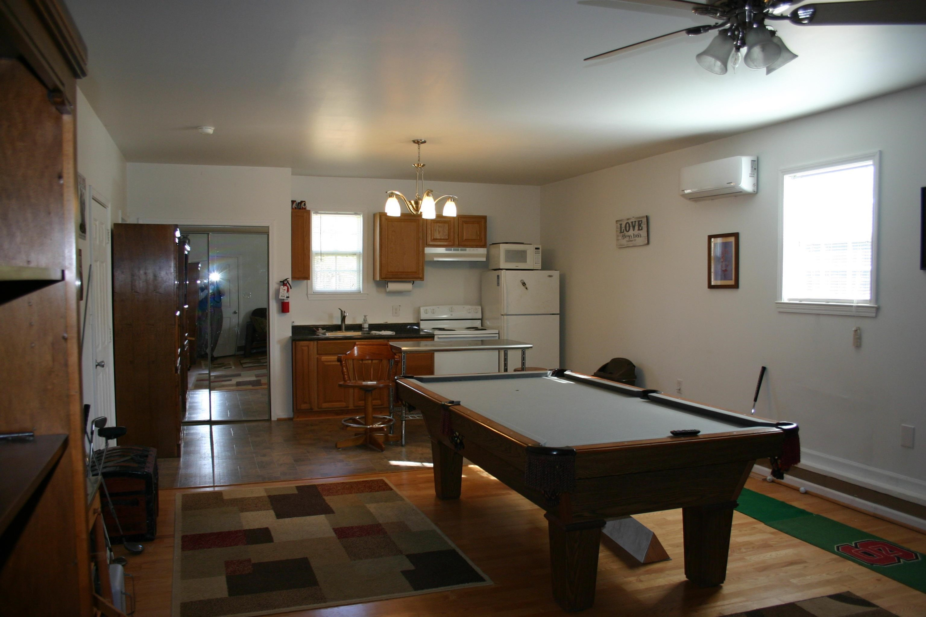 728 Jack Road Clayton, NC 27520 - Photo 17 of 25 Detached Living area