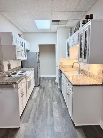 $124,900 | 801 6th Street North, Unit 7, Texas City, TX 77590