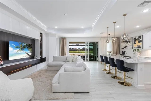 $1,150,000 | 18750 Lake Hammock Drive, Naples, FL 34114