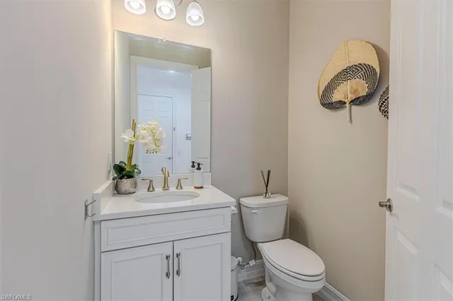 $1,150,000 | 18750 Lake Hammock Drive, Naples, FL 34114