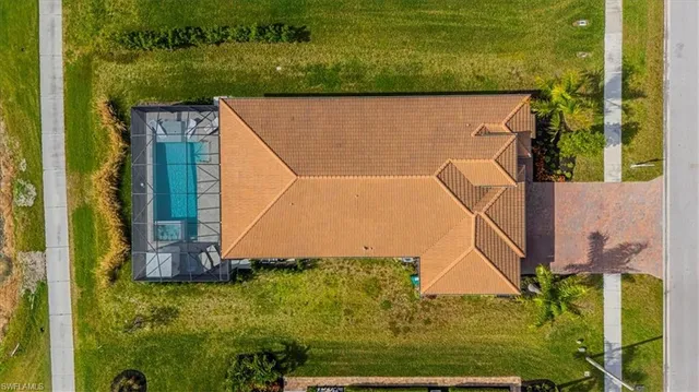 $1,150,000 | 18750 Lake Hammock Drive, Naples, FL 34114