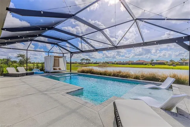 $1,150,000 | 18750 Lake Hammock Drive, Naples, FL 34114