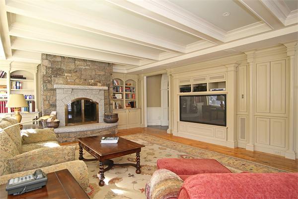 85 Chestnut Street Weston, MA 02493 - Photo 11 of 30